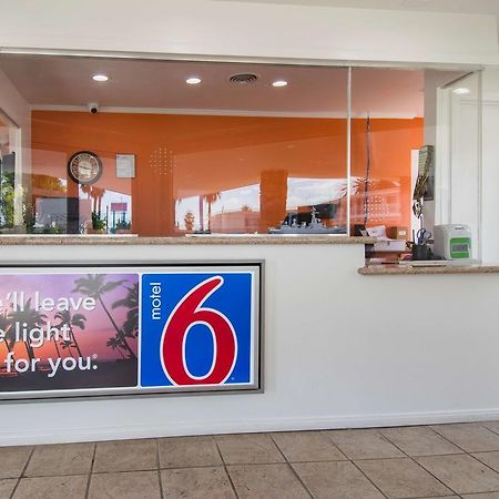 Motel 6-San Bernardino, Ca - Downtown エクステリア 写真