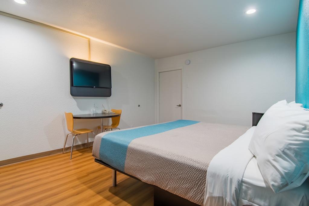Motel 6-San Bernardino, Ca - Downtown 部屋 写真