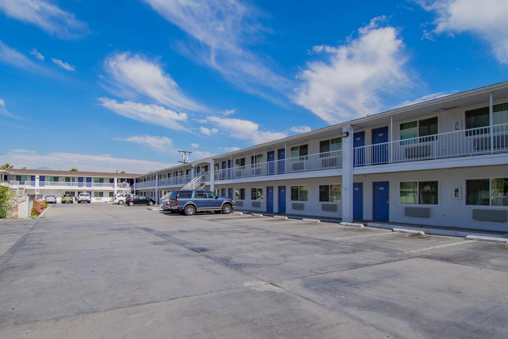 Motel 6-San Bernardino, Ca - Downtown エクステリア 写真