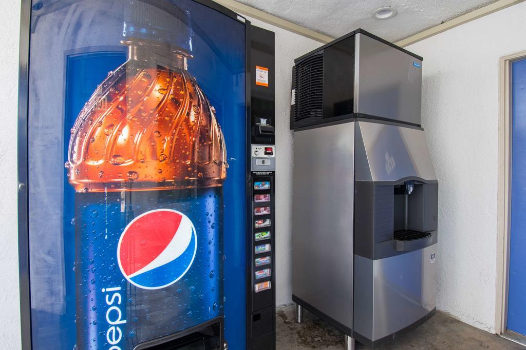 Motel 6-San Bernardino, Ca - Downtown エクステリア 写真